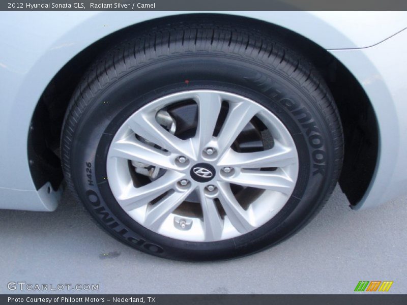Radiant Silver / Camel 2012 Hyundai Sonata GLS