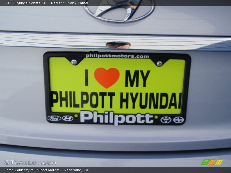 Radiant Silver / Camel 2012 Hyundai Sonata GLS