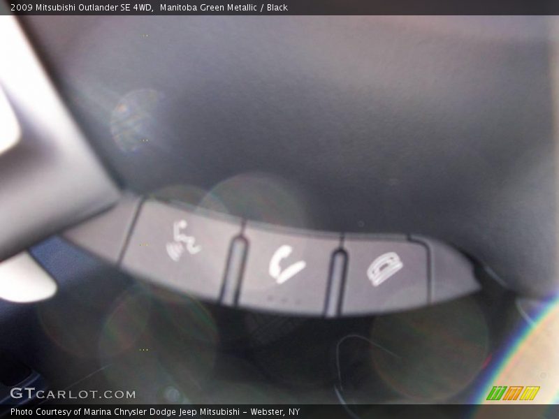 Manitoba Green Metallic / Black 2009 Mitsubishi Outlander SE 4WD