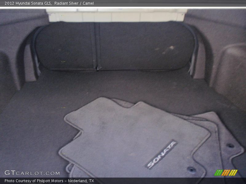 Radiant Silver / Camel 2012 Hyundai Sonata GLS
