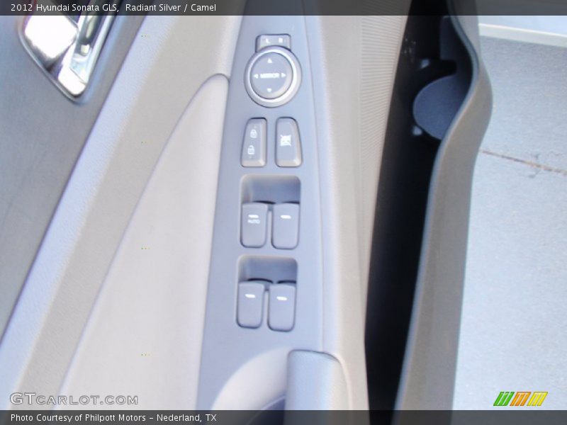 Radiant Silver / Camel 2012 Hyundai Sonata GLS
