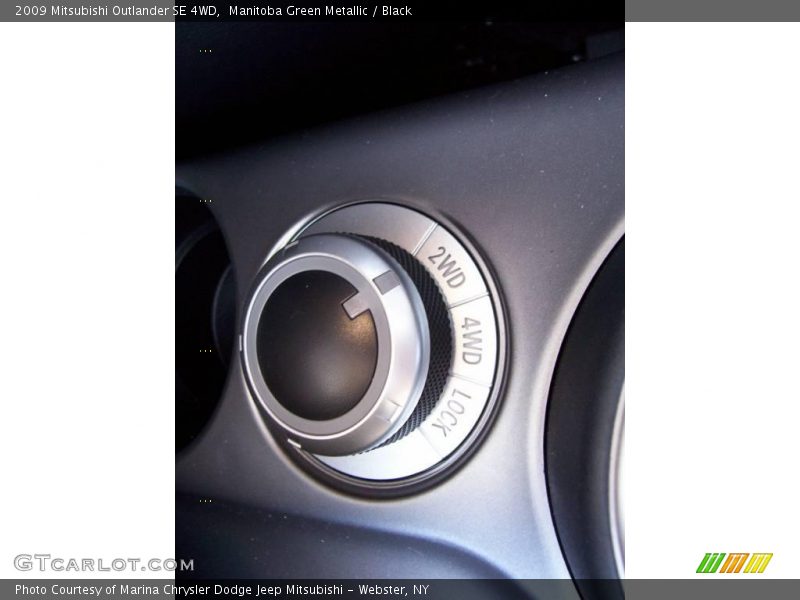 Manitoba Green Metallic / Black 2009 Mitsubishi Outlander SE 4WD