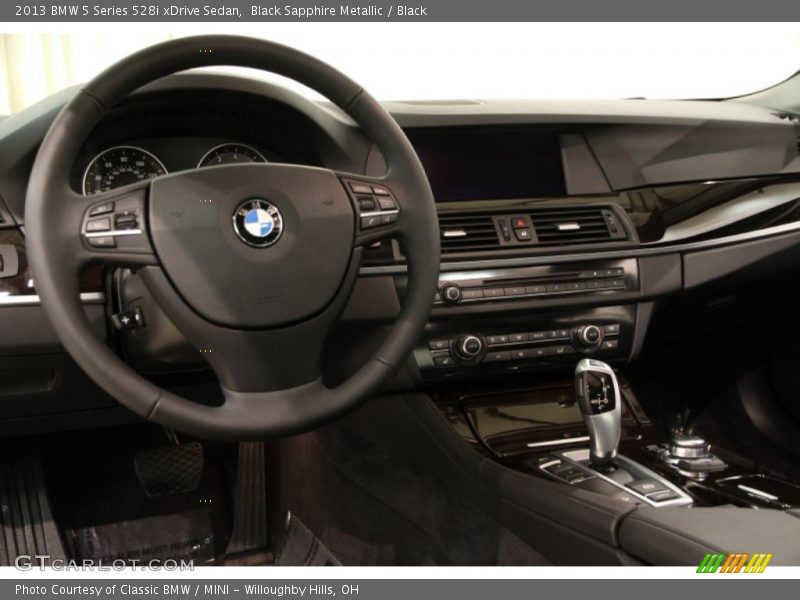 Black Sapphire Metallic / Black 2013 BMW 5 Series 528i xDrive Sedan