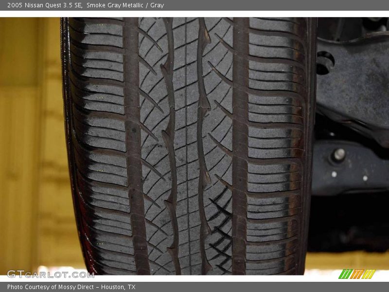 Smoke Gray Metallic / Gray 2005 Nissan Quest 3.5 SE