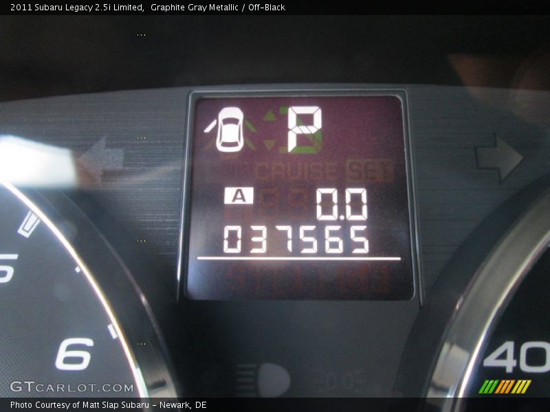 Graphite Gray Metallic / Off-Black 2011 Subaru Legacy 2.5i Limited