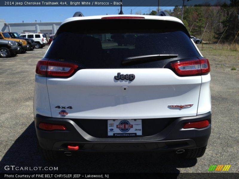 Bright White / Morocco - Black 2014 Jeep Cherokee Trailhawk 4x4