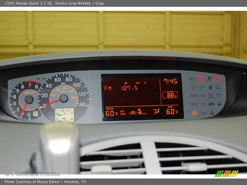Smoke Gray Metallic / Gray 2005 Nissan Quest 3.5 SE