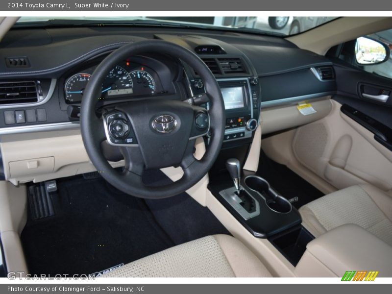 Super White / Ivory 2014 Toyota Camry L