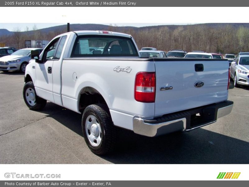 Oxford White / Medium Flint Grey 2005 Ford F150 XL Regular Cab 4x4