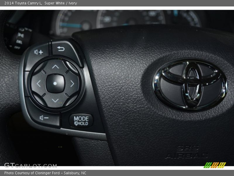 Super White / Ivory 2014 Toyota Camry L