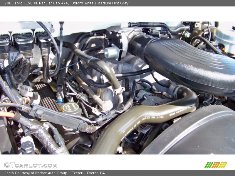Oxford White / Medium Flint Grey 2005 Ford F150 XL Regular Cab 4x4