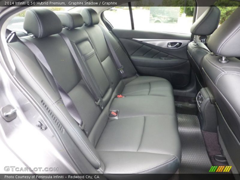 Rear Seat of 2014 Q 50 Hybrid Premium