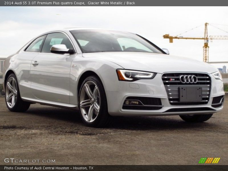 Front 3/4 View of 2014 S5 3.0T Premium Plus quattro Coupe