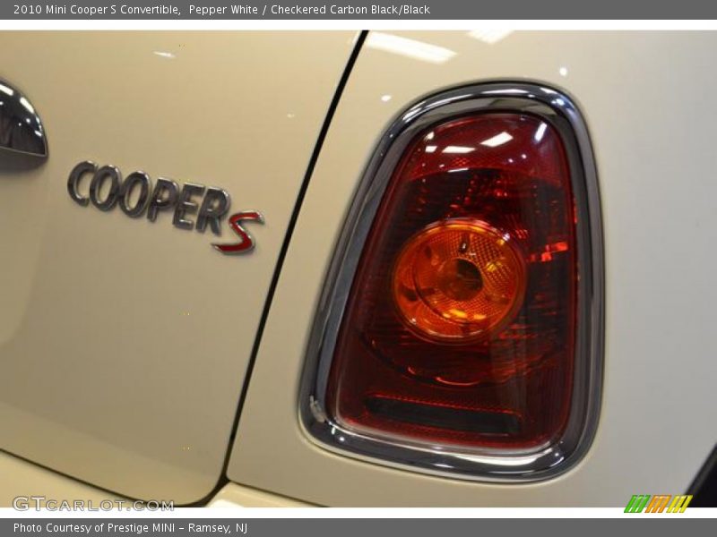 Pepper White / Checkered Carbon Black/Black 2010 Mini Cooper S Convertible