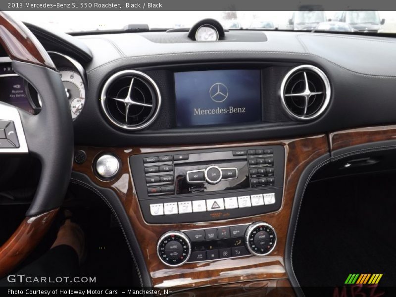 Controls of 2013 SL 550 Roadster