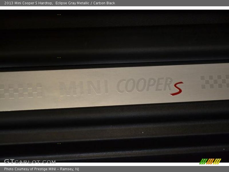 Eclipse Gray Metallic / Carbon Black 2013 Mini Cooper S Hardtop