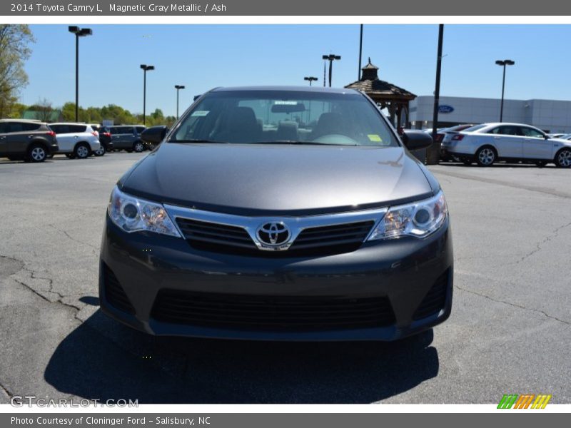 Magnetic Gray Metallic / Ash 2014 Toyota Camry L