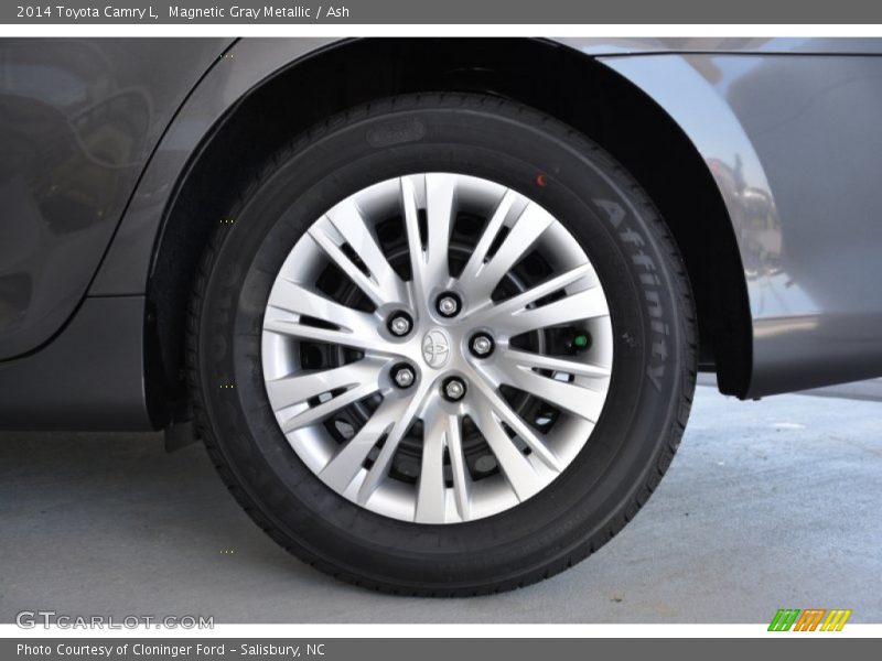 Magnetic Gray Metallic / Ash 2014 Toyota Camry L
