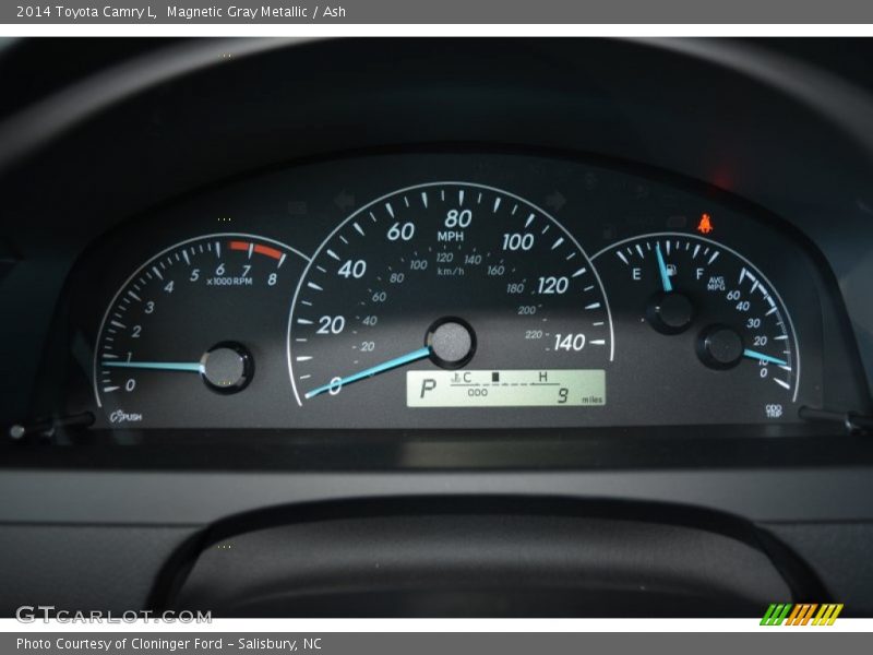 Magnetic Gray Metallic / Ash 2014 Toyota Camry L