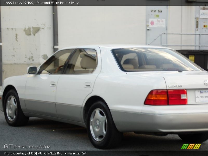 Diamond White Pearl / Ivory 1999 Lexus LS 400