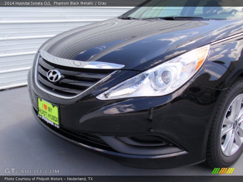 Phantom Black Metallic / Gray 2014 Hyundai Sonata GLS