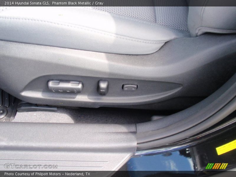 Phantom Black Metallic / Gray 2014 Hyundai Sonata GLS