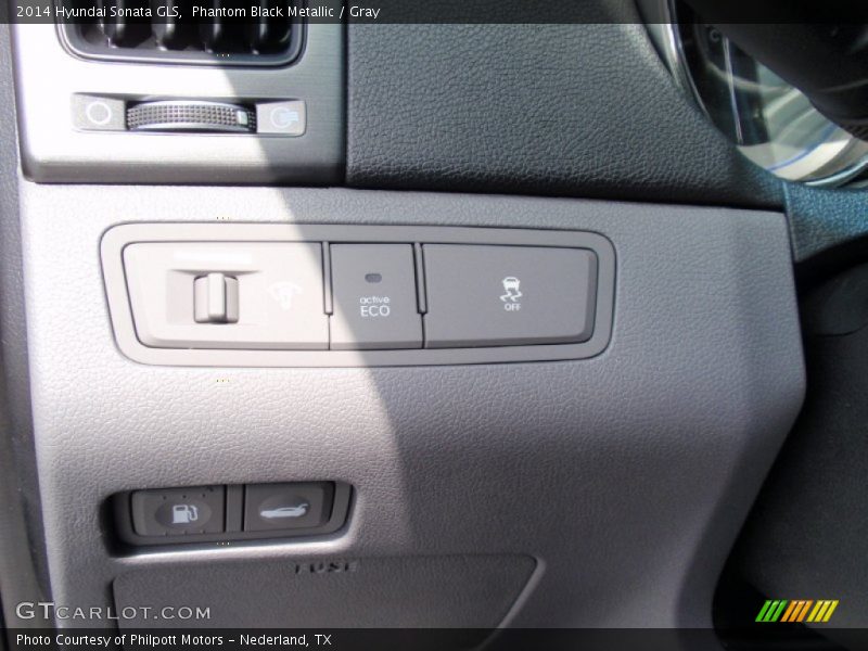 Phantom Black Metallic / Gray 2014 Hyundai Sonata GLS