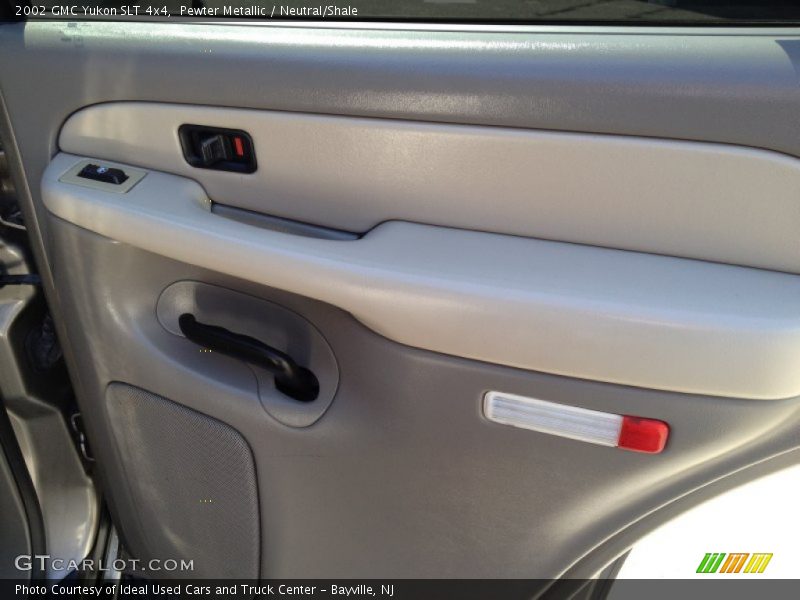 Pewter Metallic / Neutral/Shale 2002 GMC Yukon SLT 4x4
