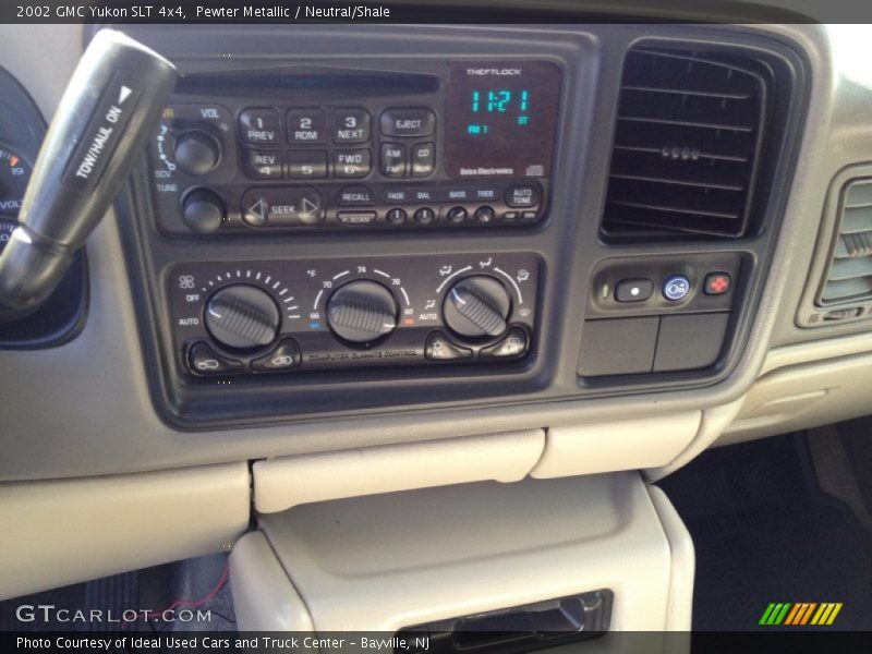 Pewter Metallic / Neutral/Shale 2002 GMC Yukon SLT 4x4