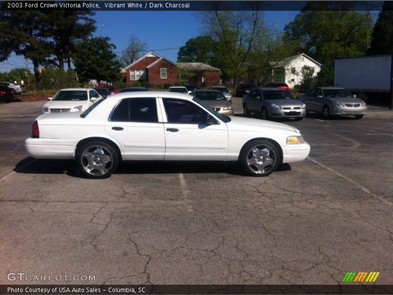 Vibrant White / Dark Charcoal 2003 Ford Crown Victoria Police