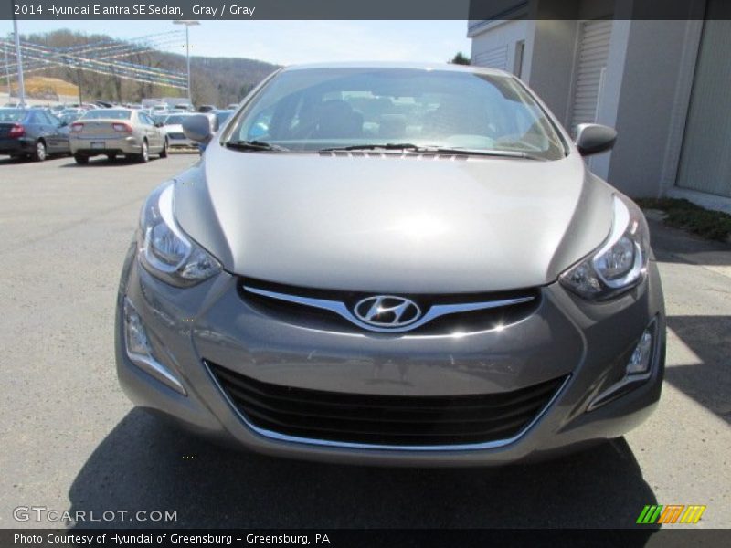 Gray / Gray 2014 Hyundai Elantra SE Sedan