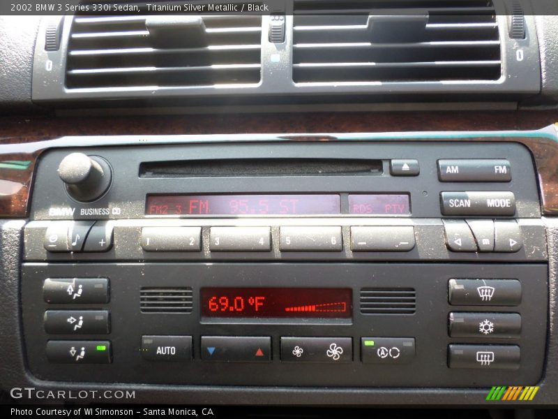 Titanium Silver Metallic / Black 2002 BMW 3 Series 330i Sedan