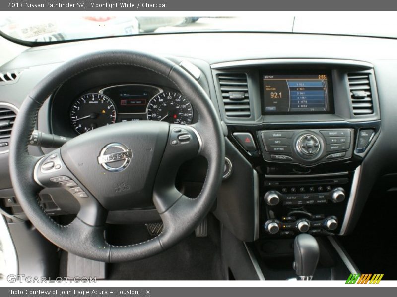 Moonlight White / Charcoal 2013 Nissan Pathfinder SV