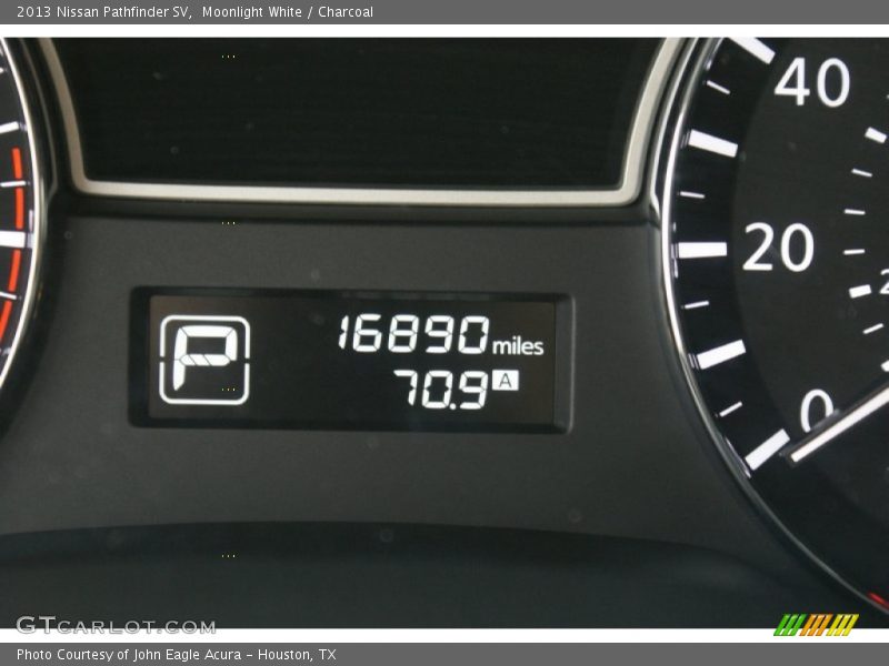 Moonlight White / Charcoal 2013 Nissan Pathfinder SV