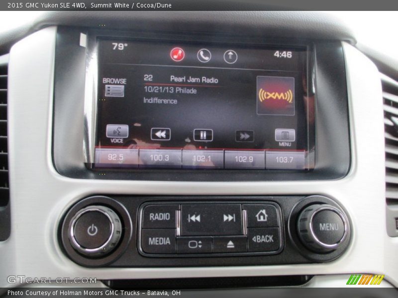 Controls of 2015 Yukon SLE 4WD