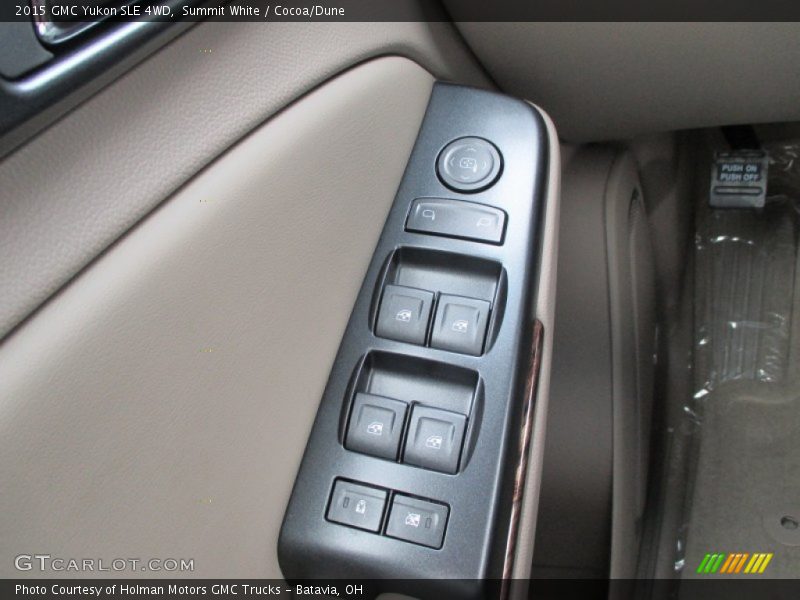 Controls of 2015 Yukon SLE 4WD