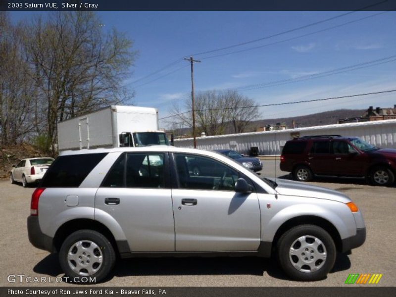 Silver / Gray 2003 Saturn VUE