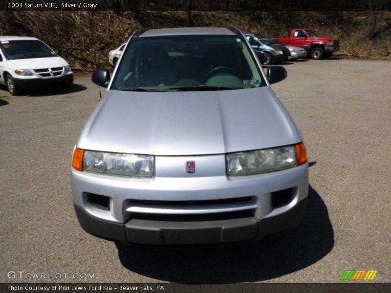 Silver / Gray 2003 Saturn VUE