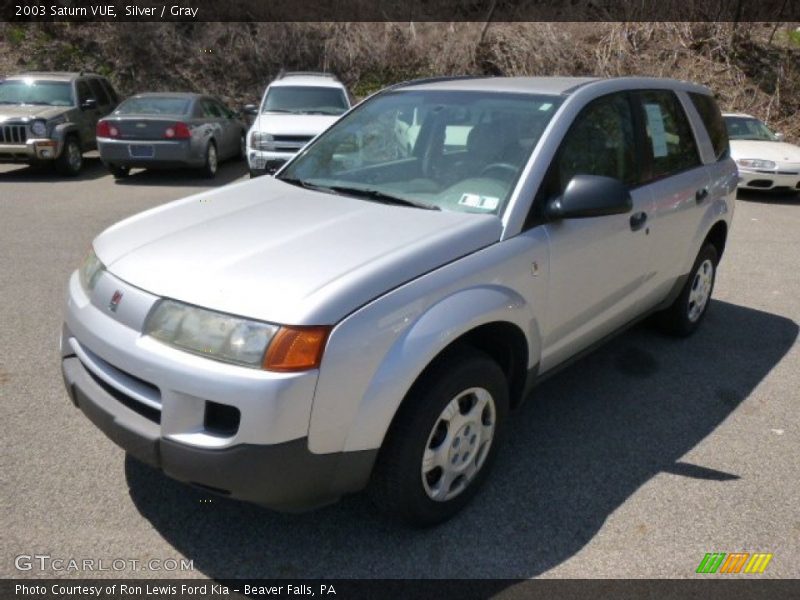 Silver / Gray 2003 Saturn VUE