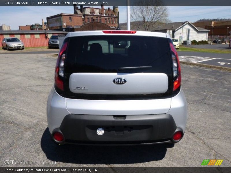 Bright Silver / Black Diamond Woven Cloth 2014 Kia Soul 1.6