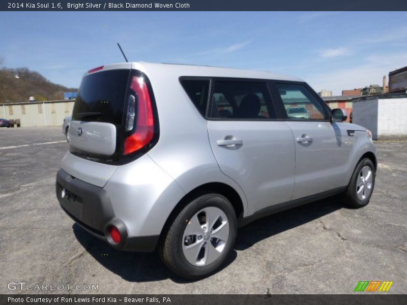 Bright Silver / Black Diamond Woven Cloth 2014 Kia Soul 1.6