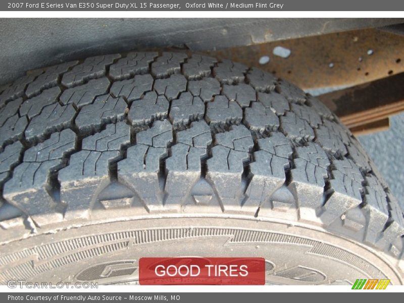 Oxford White / Medium Flint Grey 2007 Ford E Series Van E350 Super Duty XL 15 Passenger