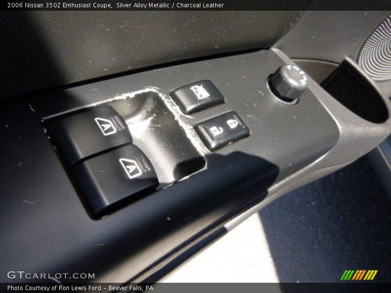Silver Alloy Metallic / Charcoal Leather 2006 Nissan 350Z Enthusiast Coupe