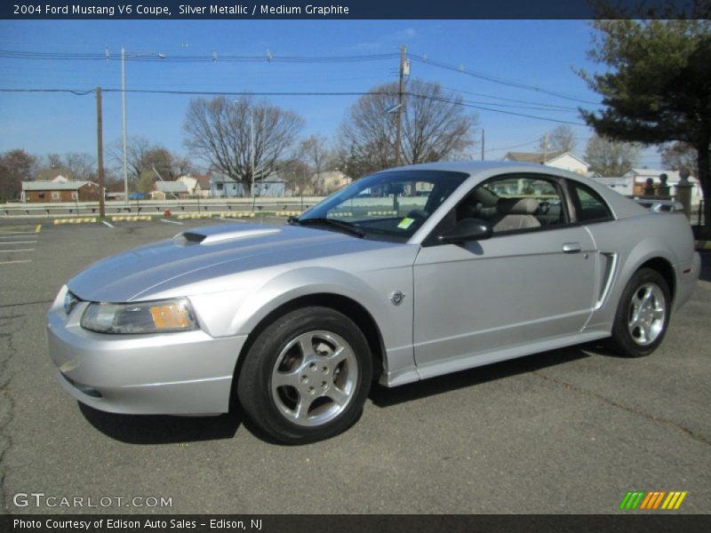 Silver Metallic / Medium Graphite 2004 Ford Mustang V6 Coupe