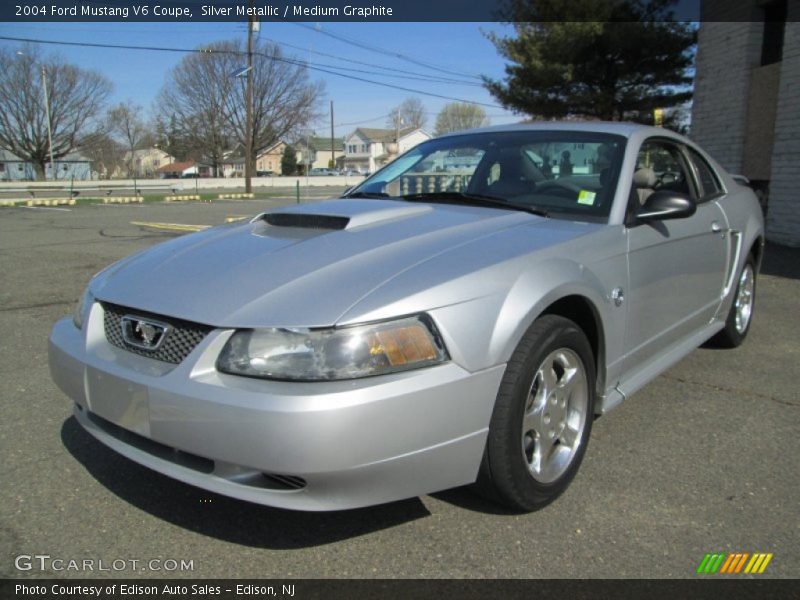 Silver Metallic / Medium Graphite 2004 Ford Mustang V6 Coupe