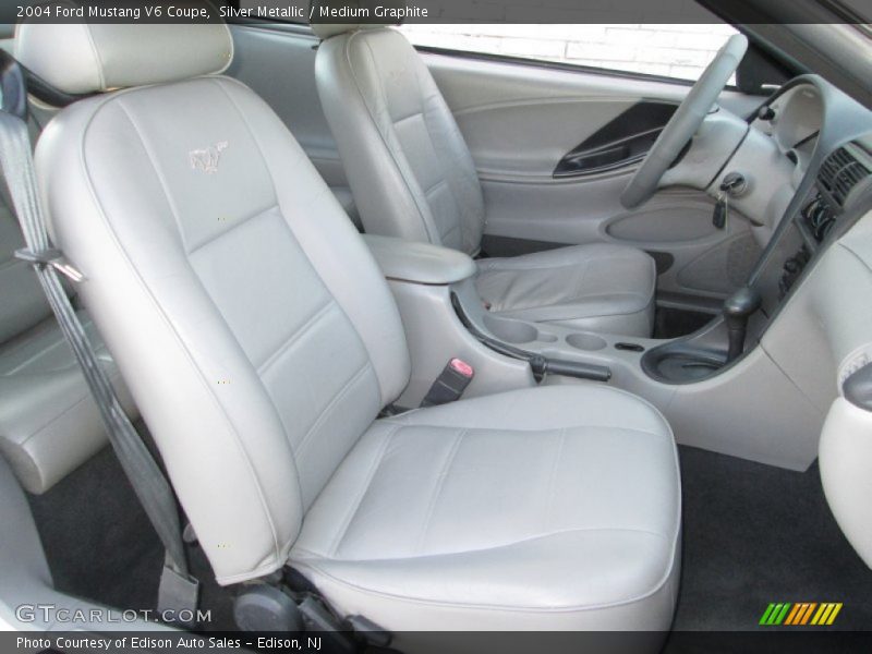 Silver Metallic / Medium Graphite 2004 Ford Mustang V6 Coupe