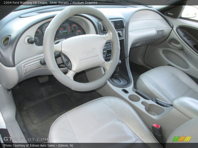Silver Metallic / Medium Graphite 2004 Ford Mustang V6 Coupe