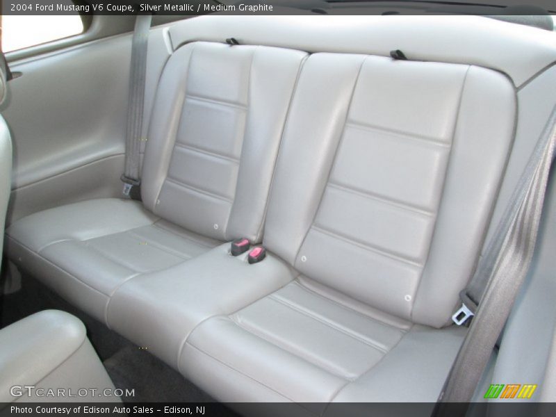 Silver Metallic / Medium Graphite 2004 Ford Mustang V6 Coupe