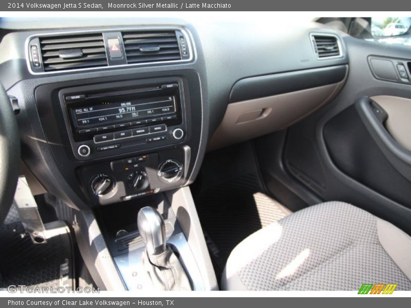 Moonrock Silver Metallic / Latte Macchiato 2014 Volkswagen Jetta S Sedan