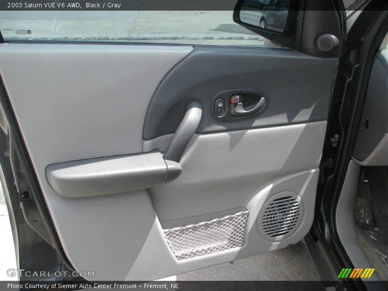 Black / Gray 2003 Saturn VUE V6 AWD